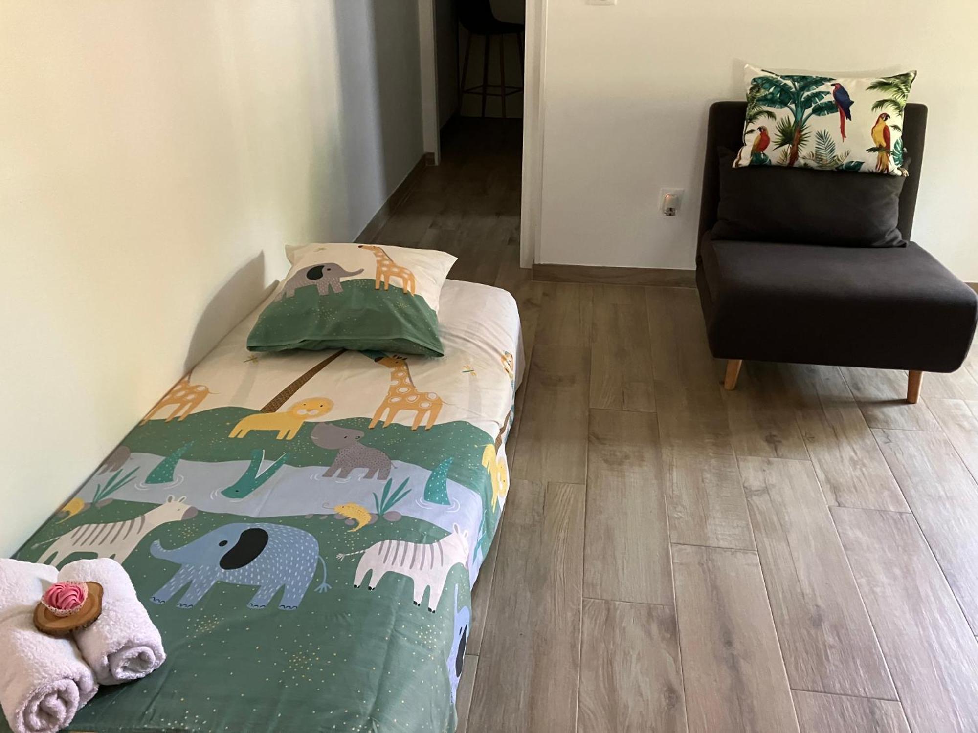 Kazacoco Bungalow A 5 Min A Pieds Du Lagon 拉萨尔勒班 外观 照片